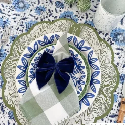 7" Blue Paper Plates, Pack of 8