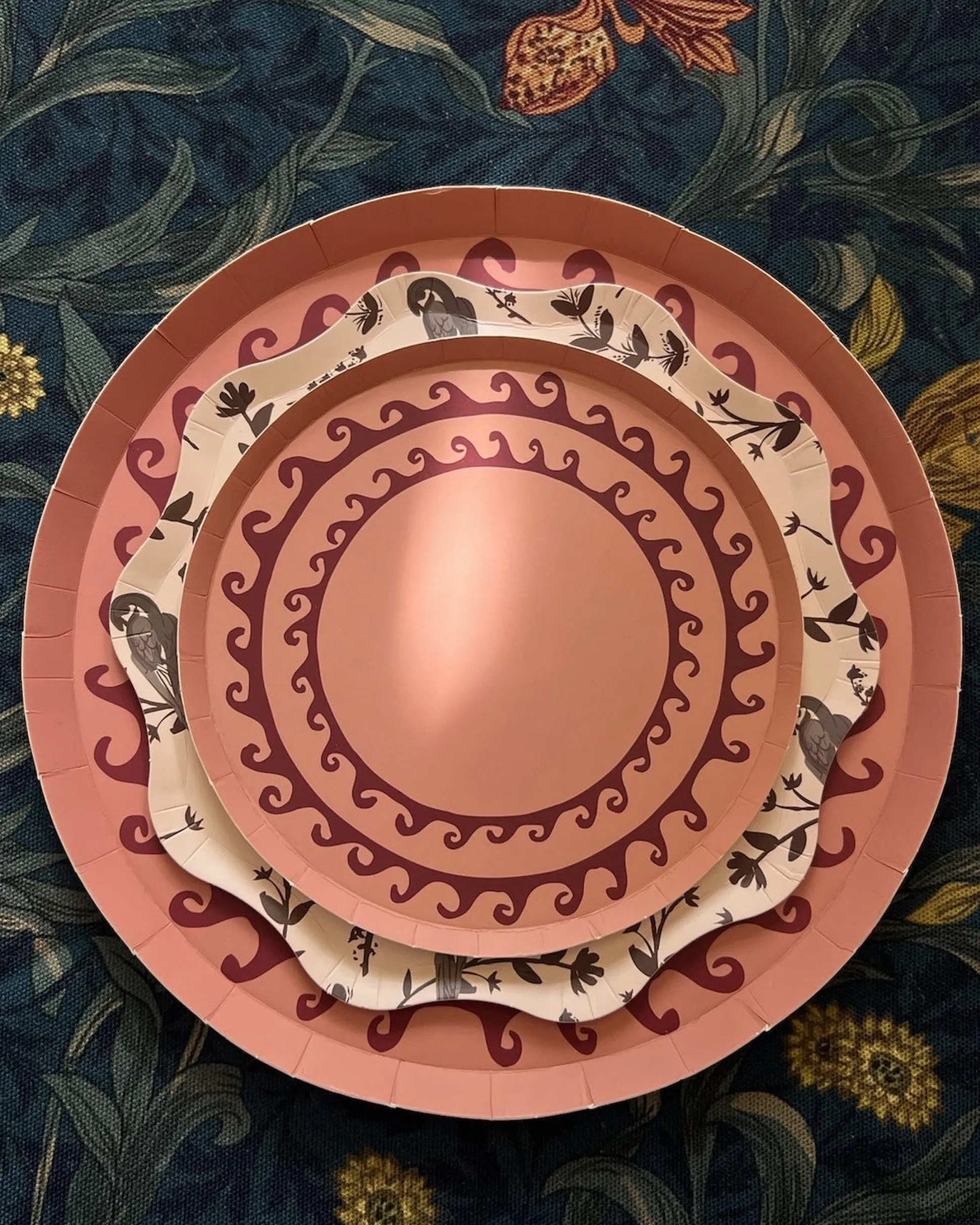 Breaker Dinner Plates, Set of 12