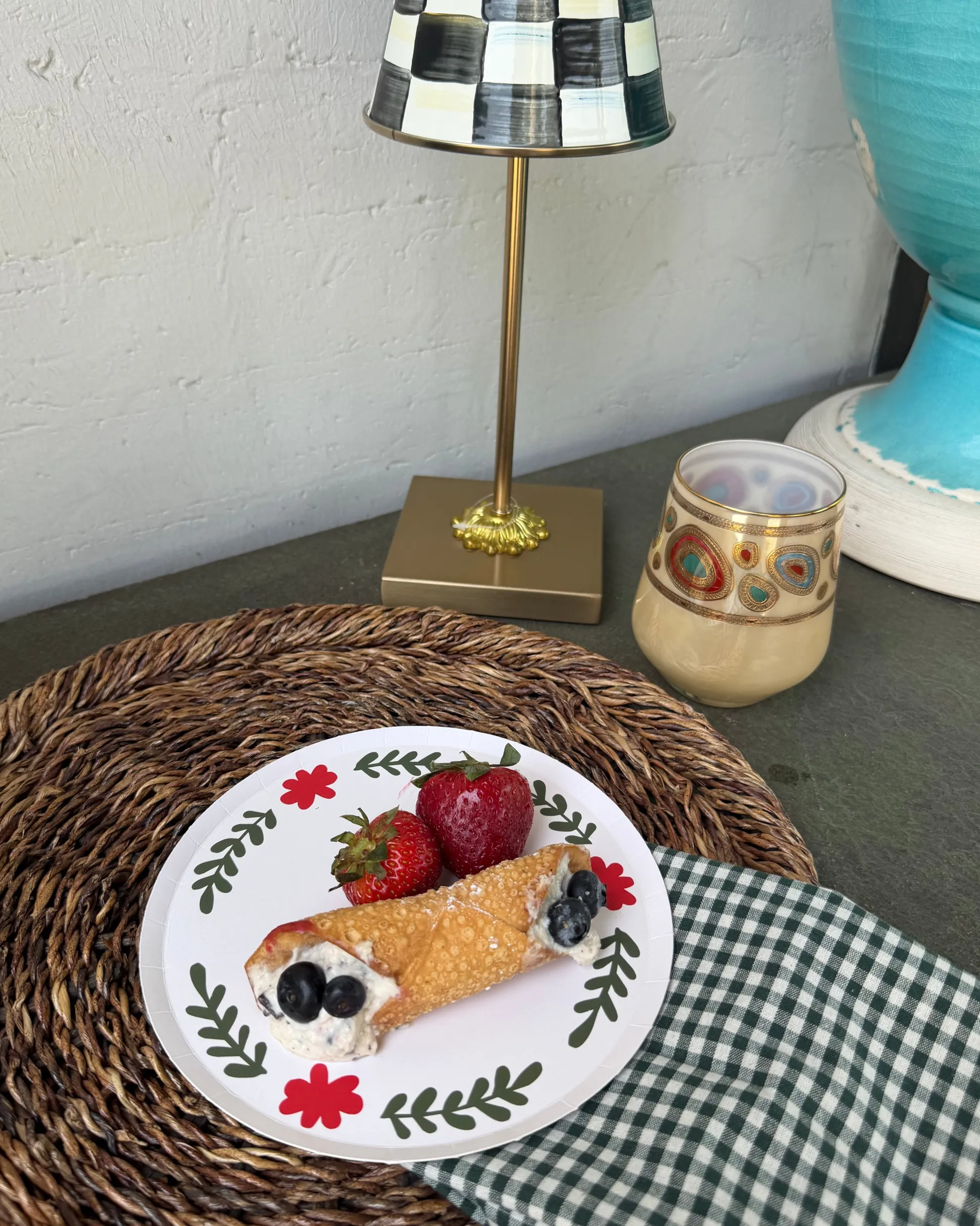 Casa Hors d'Oeuvres Plate Set - set of 12
