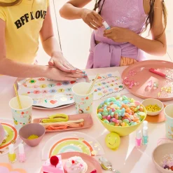 Charm Party Cups (x 8)