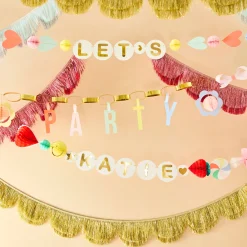 Charm Party Garland Set