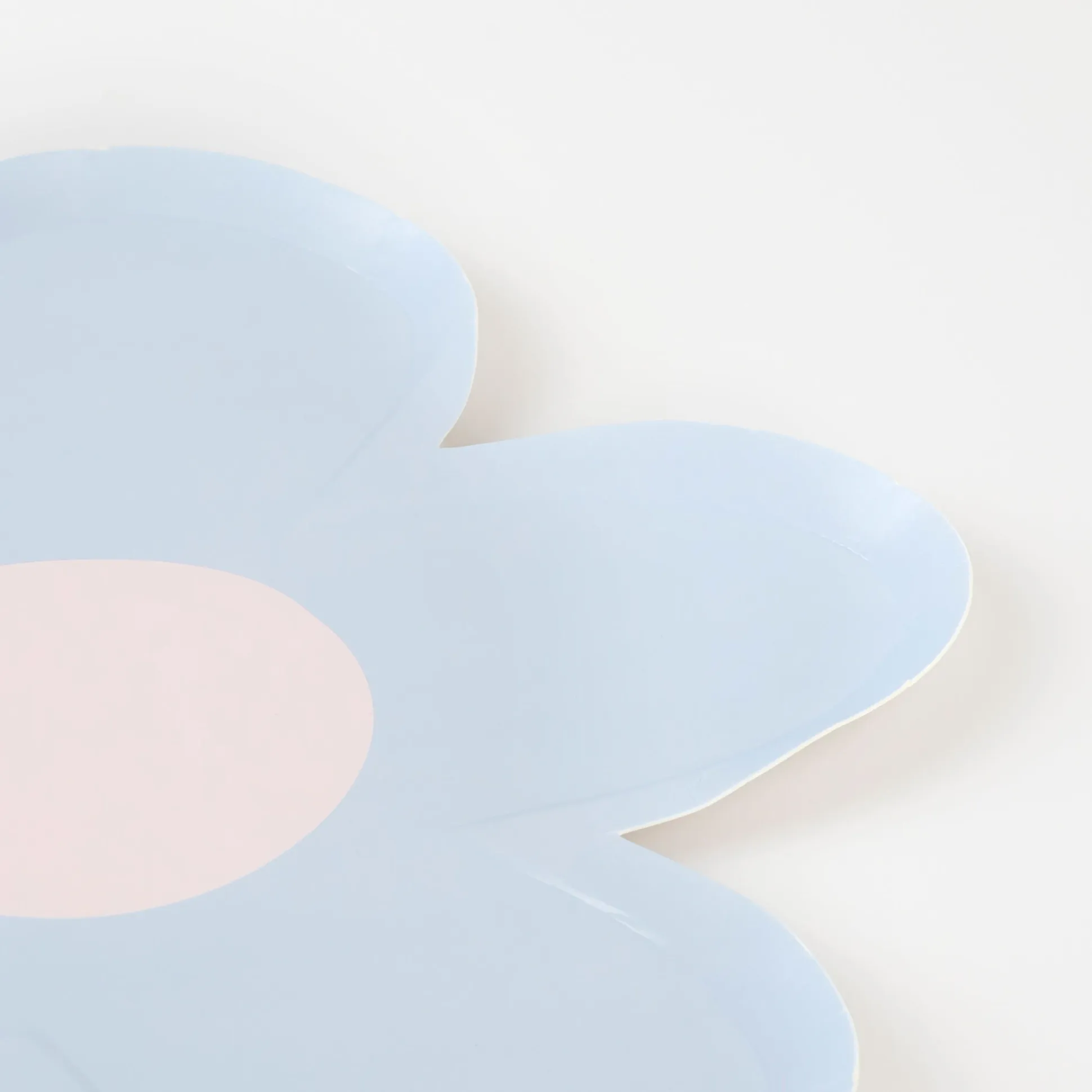 Daisy Shaped Plates, Pack of 8