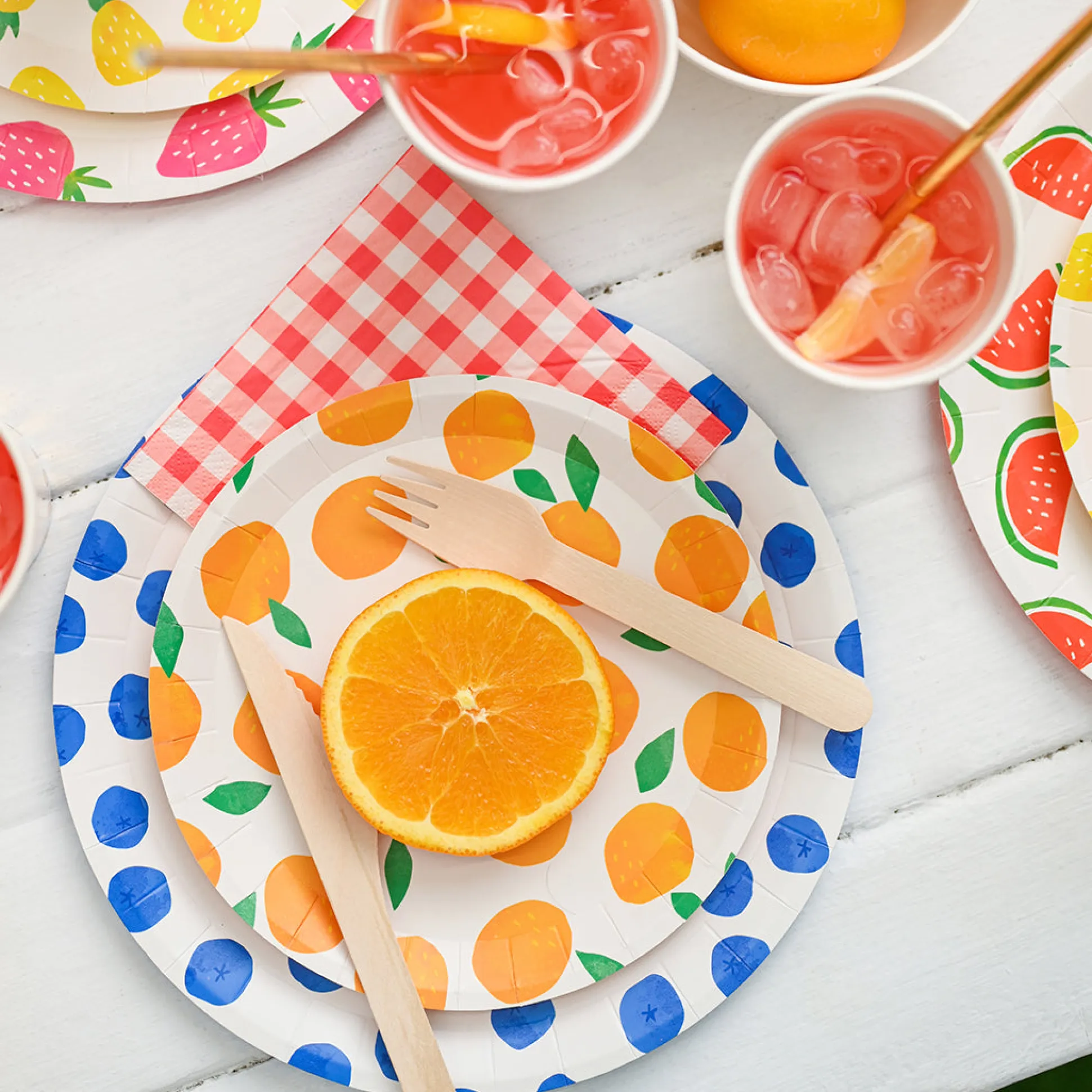 Fruit Punch Large Plates (10 per pack)