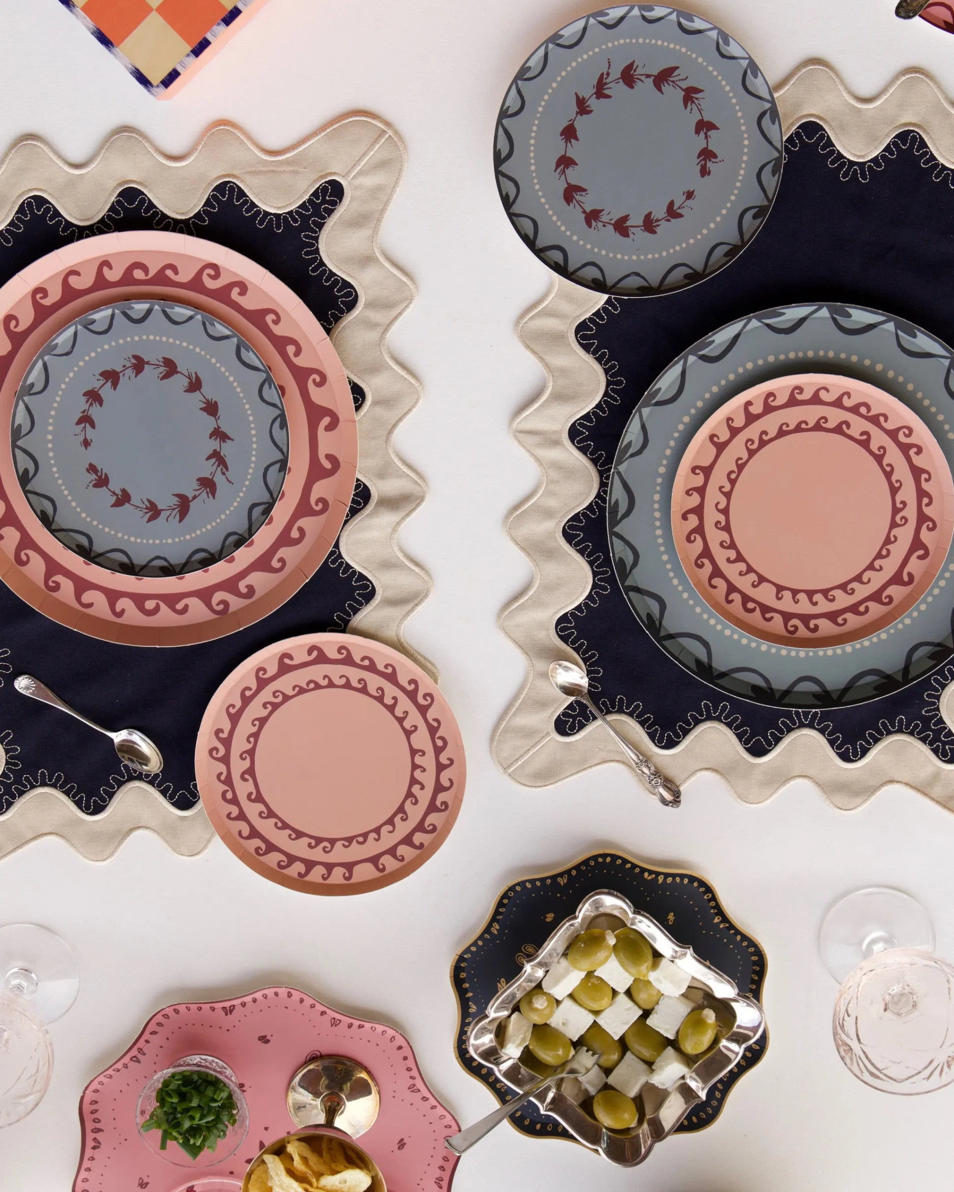 Fête Hors d'Oeuvres Plate Set - set of 12