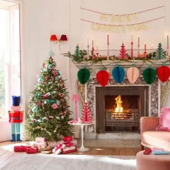 Glitter Scallop Merry Christmas Garland