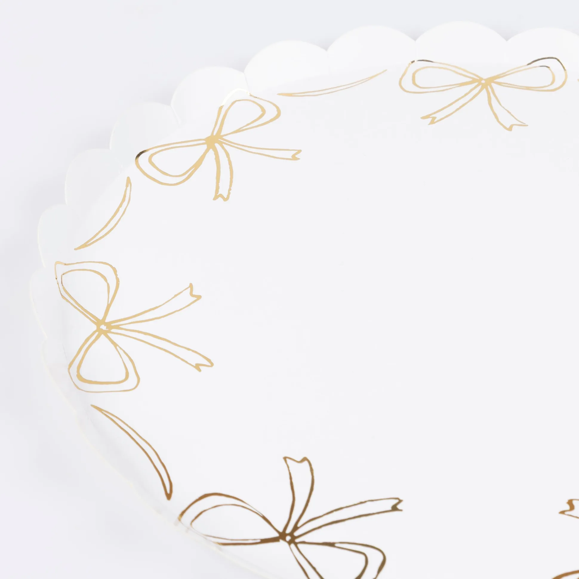 Gold Bow Dinner Plates, Pack of 8