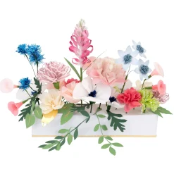 Hazel Gardiner Spring & Summer Table Centrepiece