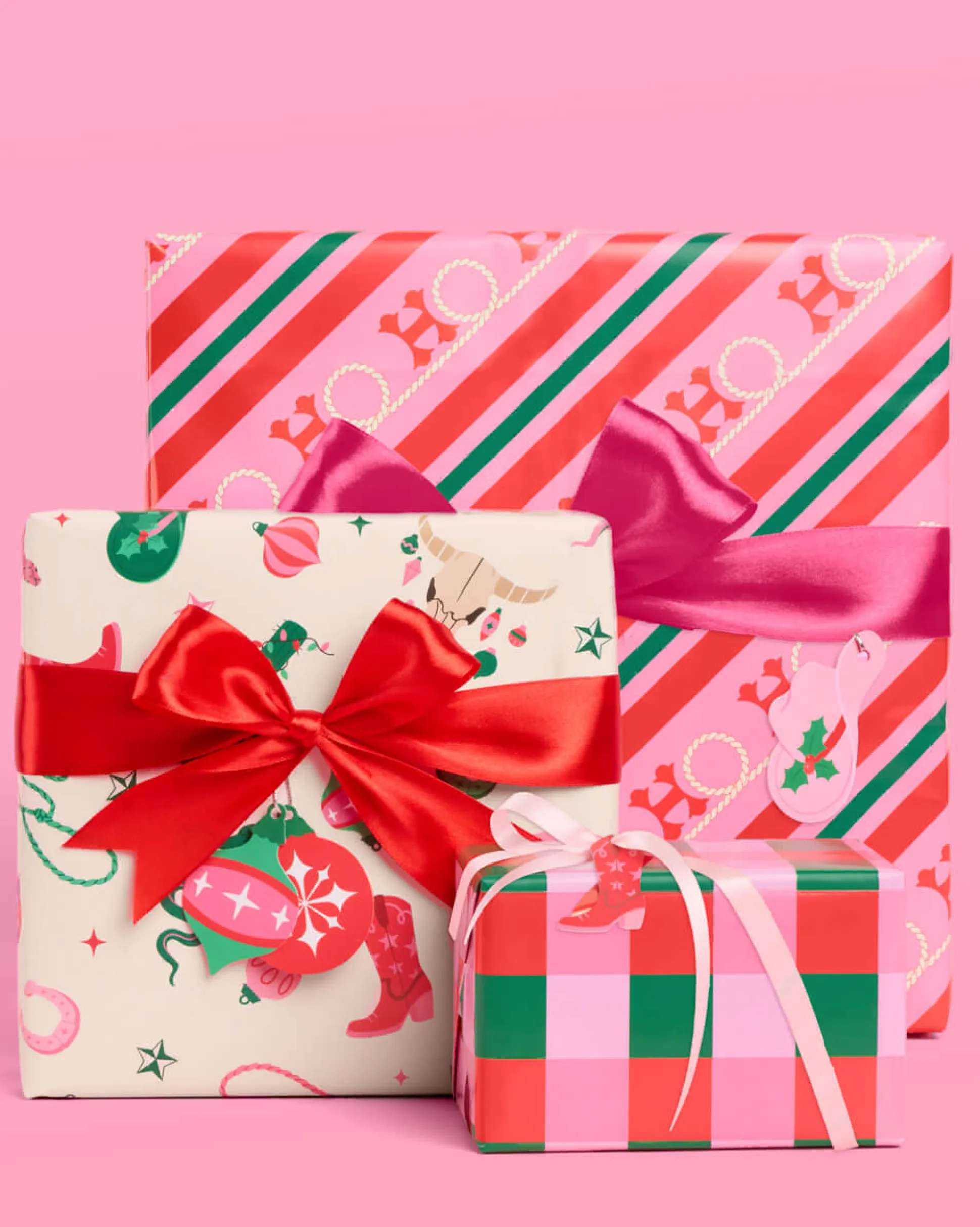HO-down Wrapping Paper - 12 sheets + 16 tags