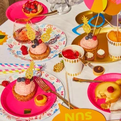 Hot Pink Classic Small Plates (10 per pack)