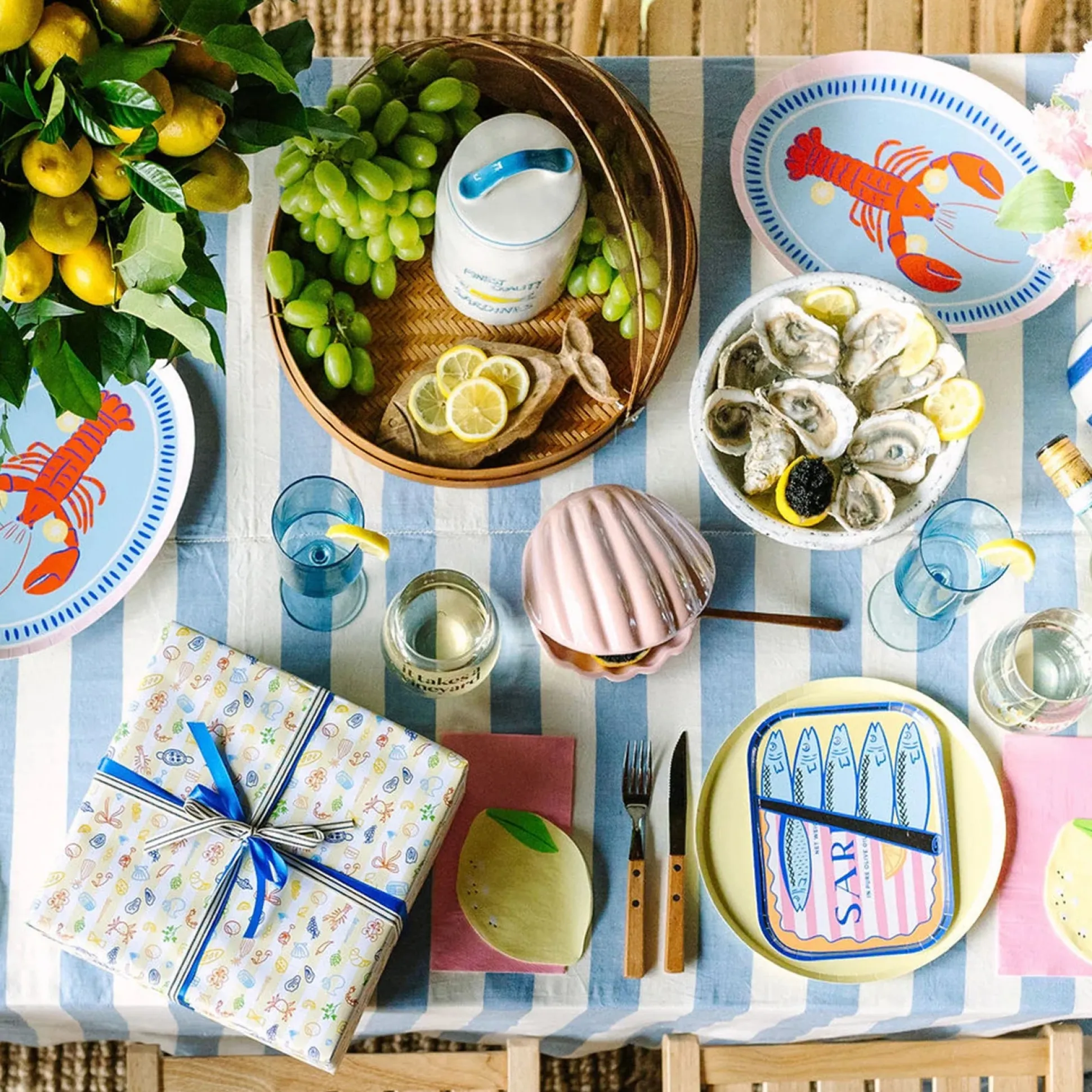 Le Dinner Sardine Can Dinner Plates, Pack of 8