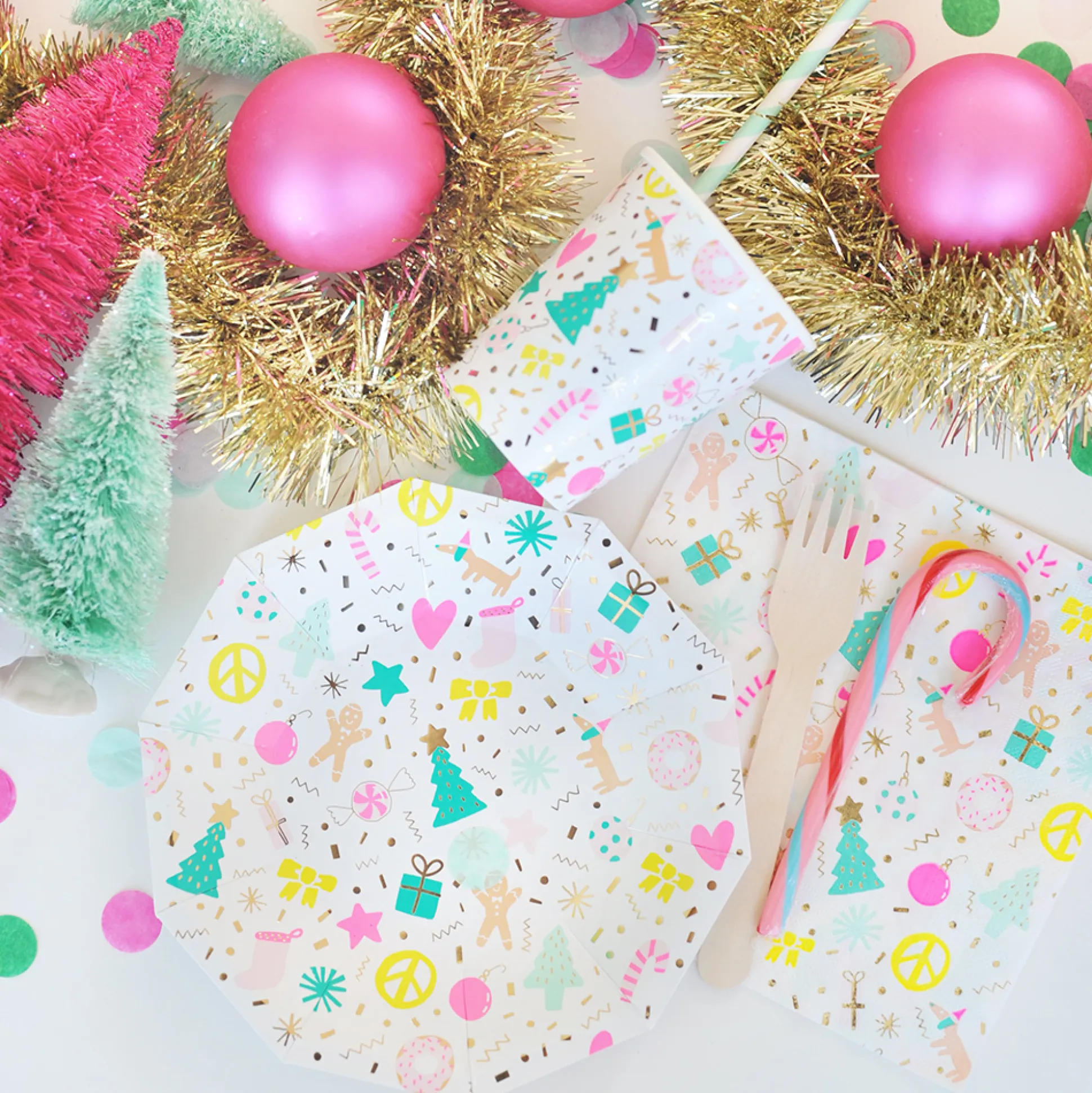 Merry + Bright Large Napkins, Set of 16