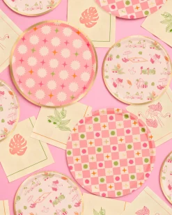 Palm Royale Plates - 32 paper plates, 2 sizes