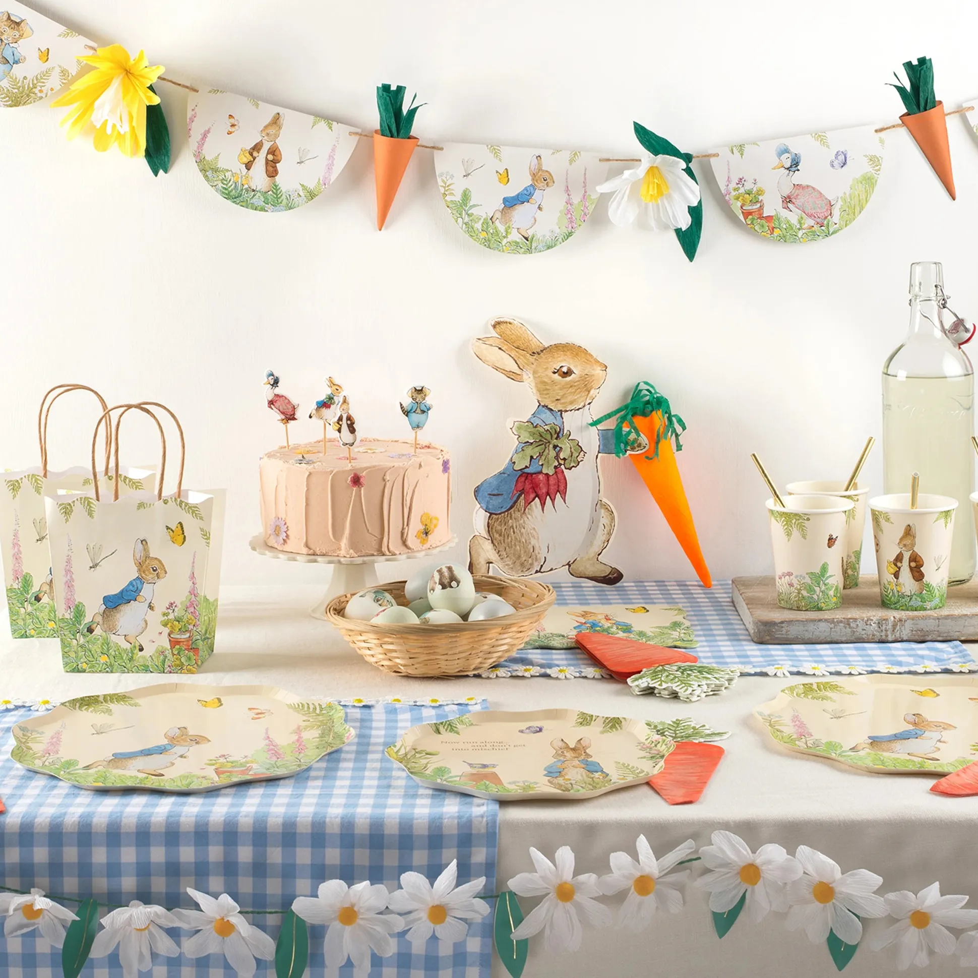 6' Peter Rabbit In The Garden Garland