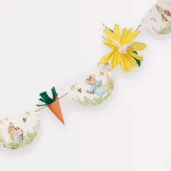 6' Peter Rabbit In The Garden Garland