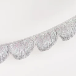 Silver Iridescent Tinsel Scallop Garland
