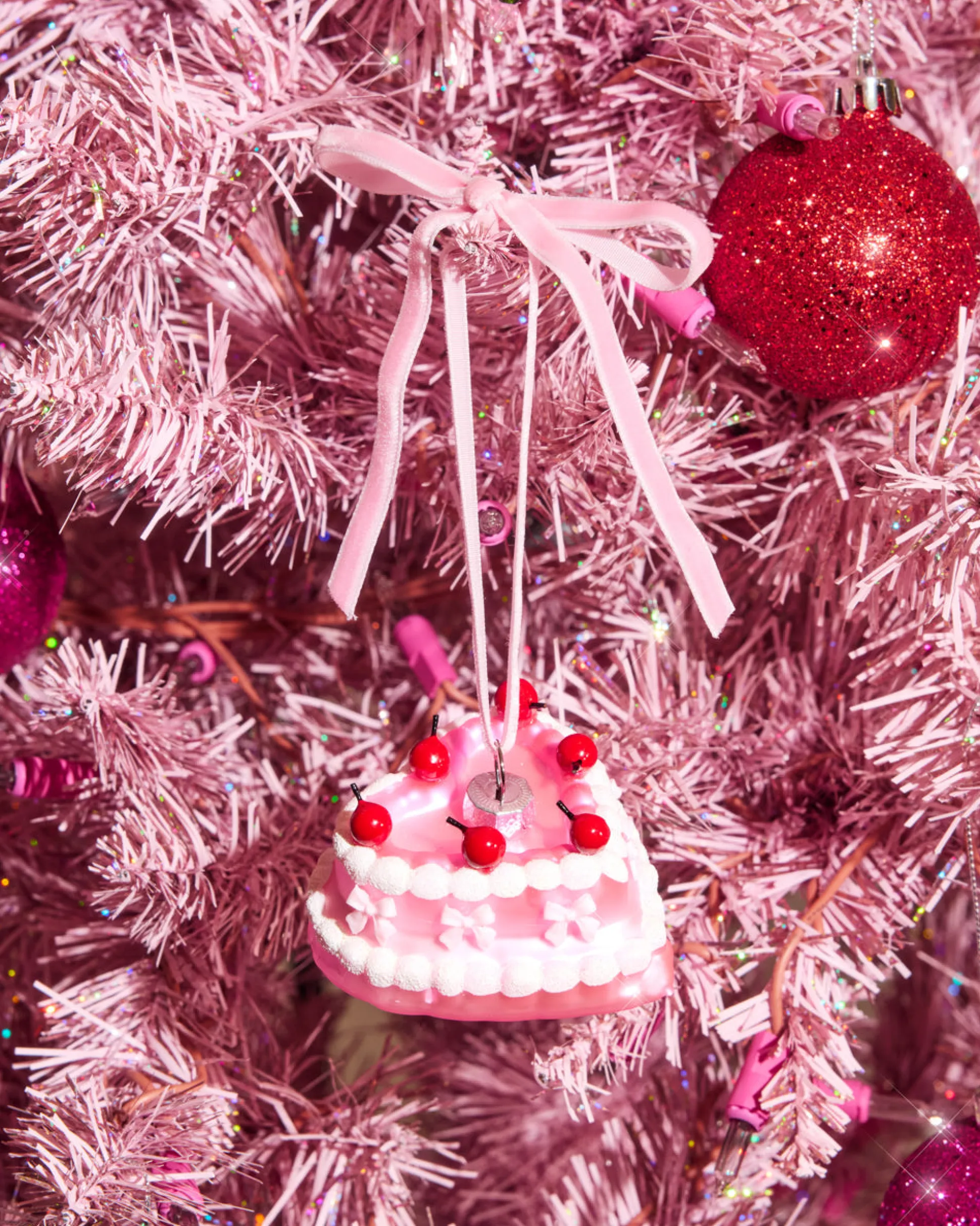 Sweetheart Cake Ornament - pink ornament